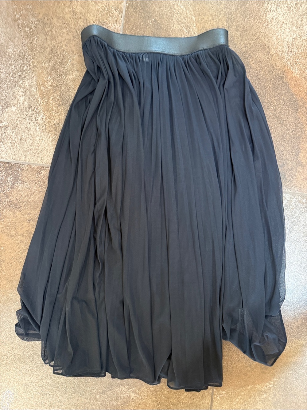 Carmen Marc Valvo Black Pleated Circle Skirt with Satin Waistband